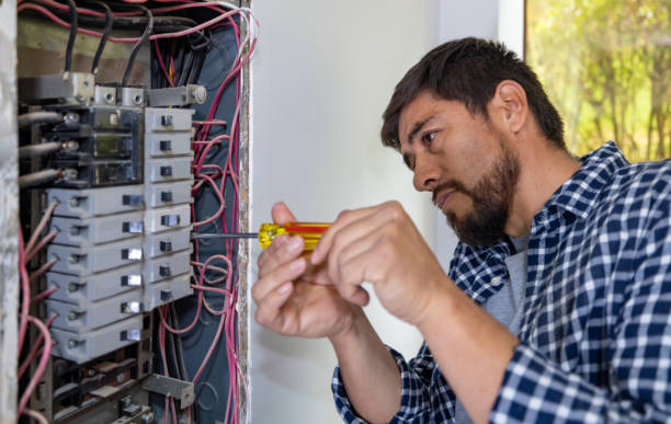 Best Affordable Emergency Electrician  in Picnic Point, WA